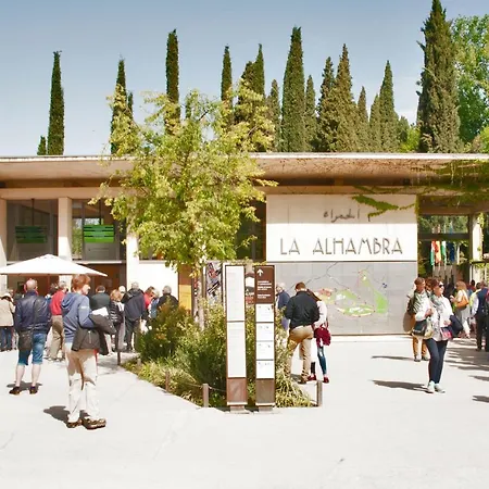 El Pianista De La Alhambra